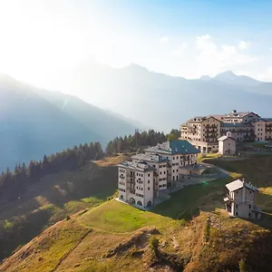 Casa In Un'esclusiva Zona Di Apartmán