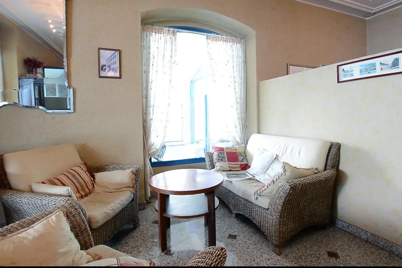 Hotel Risi Colico 3*,  Italy